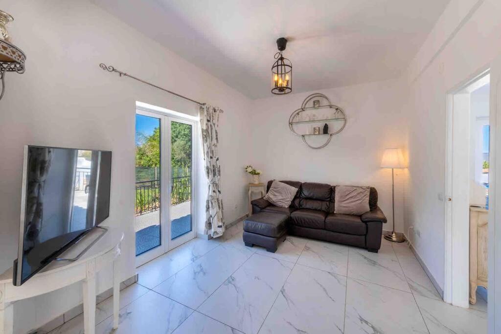 Casa Emella Luxury Villa